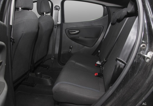 Foto LANCIA Ypsilon 1.0 firefly hybrid Silver Plus s&s 70cv
