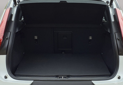 Foto VOLVO XC40 single motor Plus 69Kw