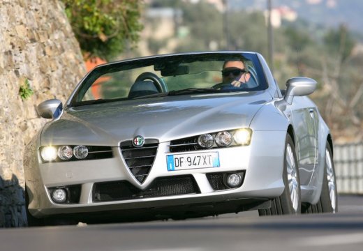 Alfa Romeo Spider 2.4 jdm 200cv q-tronic