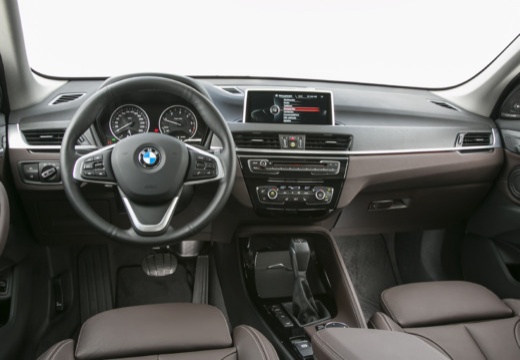 Foto BMW X1 sdrive18d xLine auto 