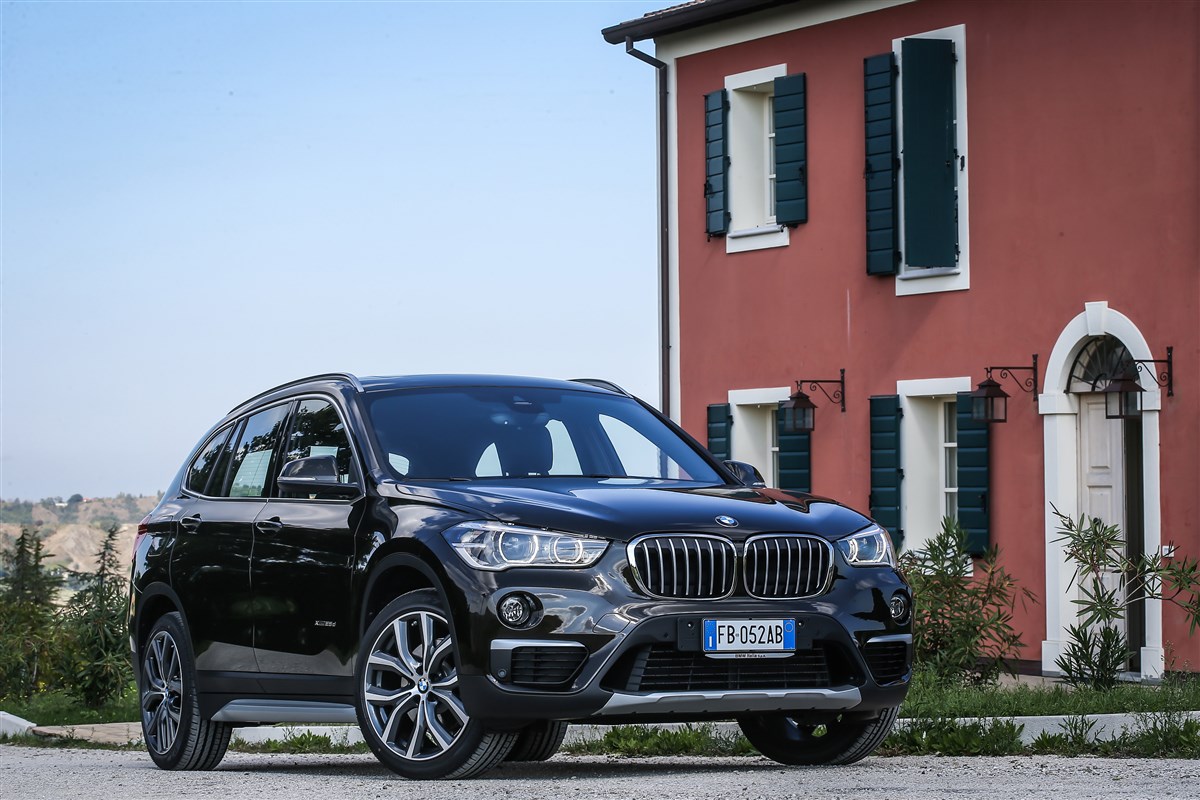Foto BMW X1 sdrive18d xLine auto 