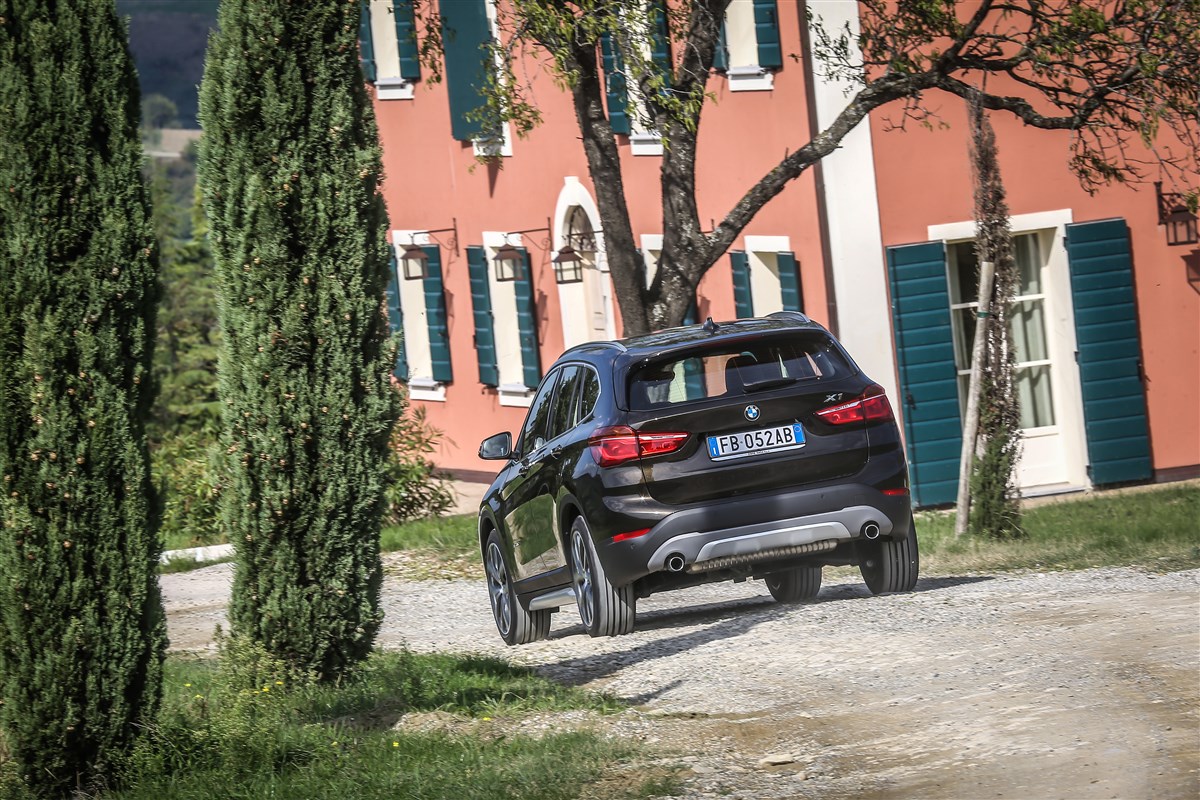 Foto BMW X1 sdrive18d xLine auto 