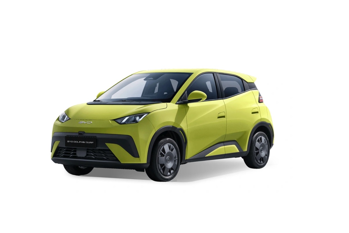 Byd Dolphin Surf - Anteriore Sinistra - Sfondo Bianco