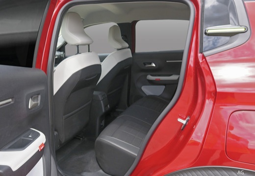 Foto CITROEN C3 1.2 hybrid Max 100cv e-dct