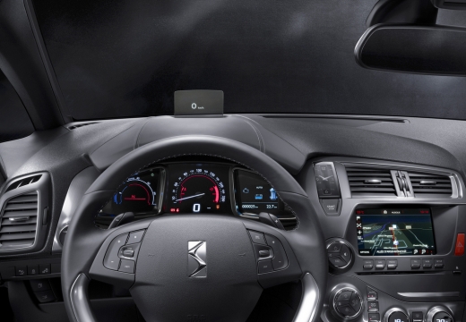 Foto DS DS5 1.6 bluehdi So Chic s&s 120cv