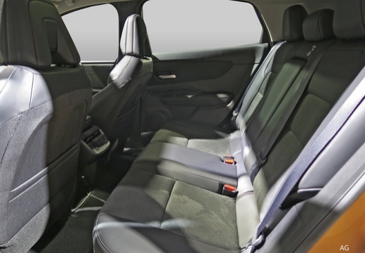Foto NISSAN Ariya 63 kWh Engage 2wd