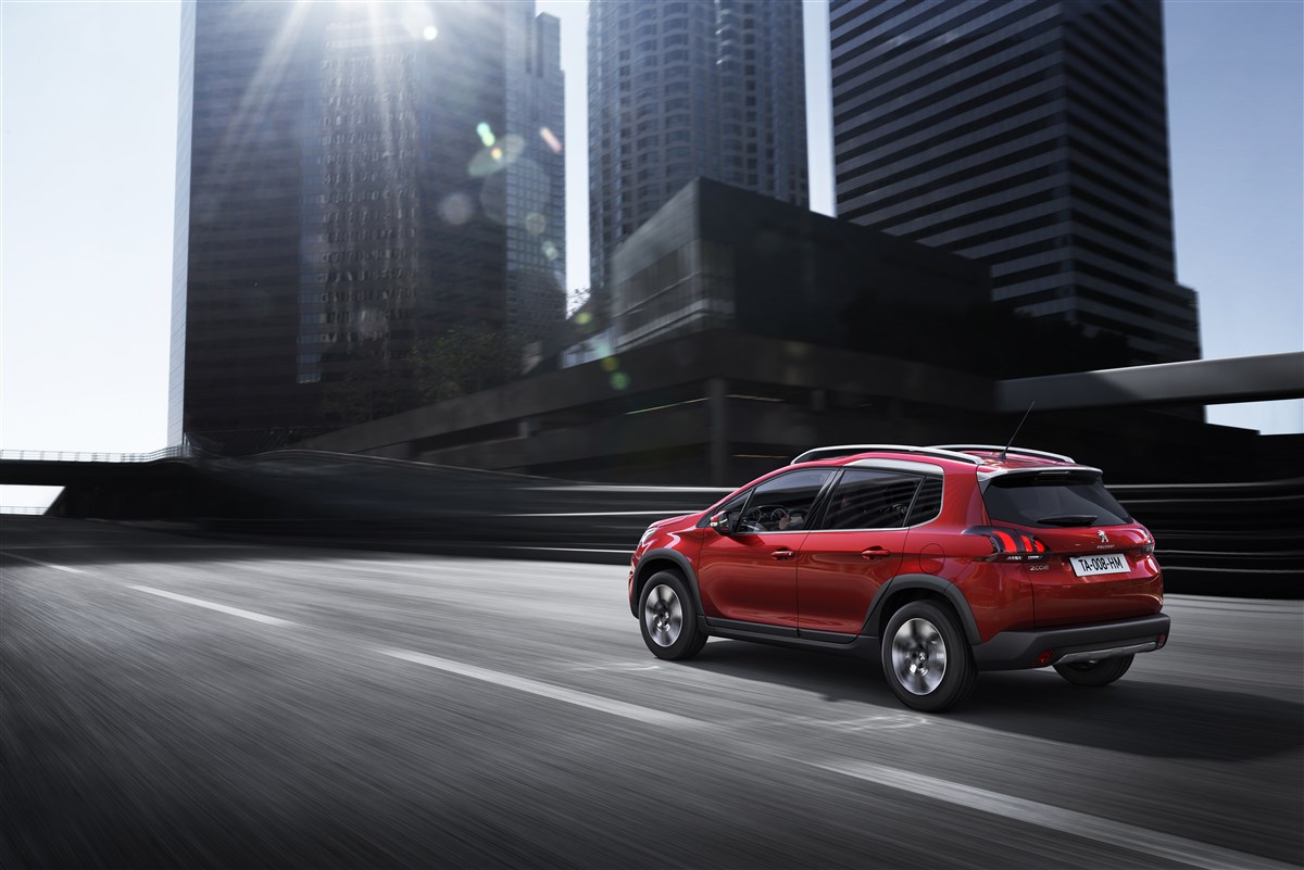 Foto PEUGEOT 2008 1.2 puretech Active s&s 82cv 