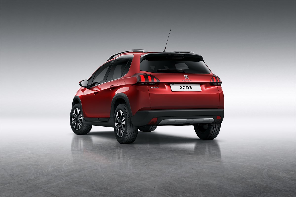 Foto PEUGEOT 2008 1.2 puretech Active s&s 82cv 