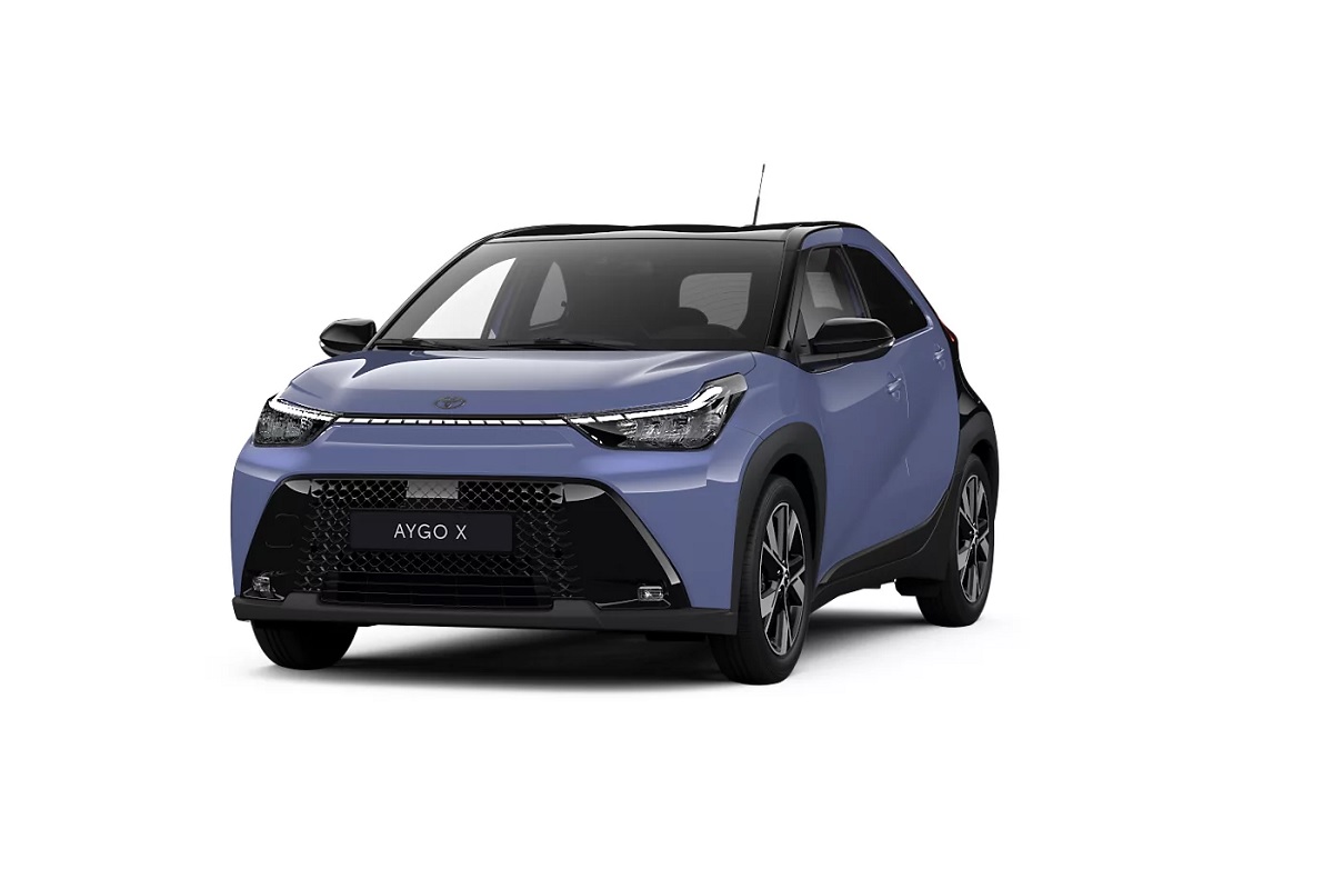 Toyota Aygo X 2025 - Anteriore Sinistra - Sfondo Bianco