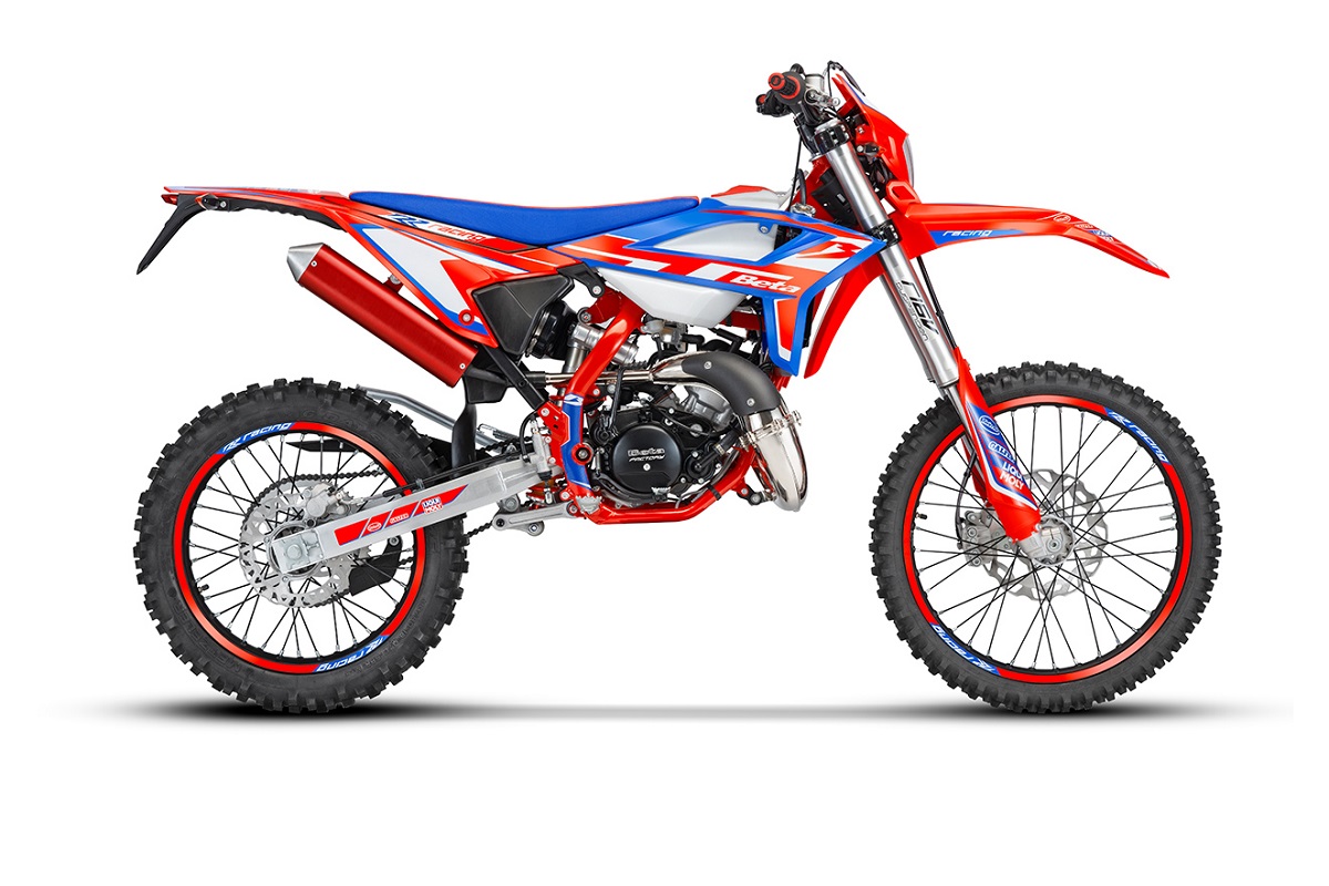 RR 50 2T Enduro Racing (1)