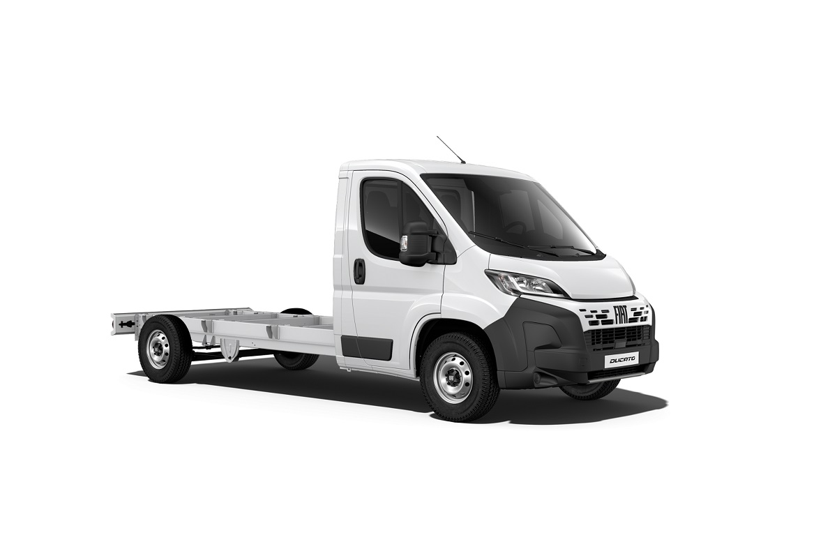 Fiat Ducato Maxi 35 cabinato L2 2.2 diesel 180cv a Torino