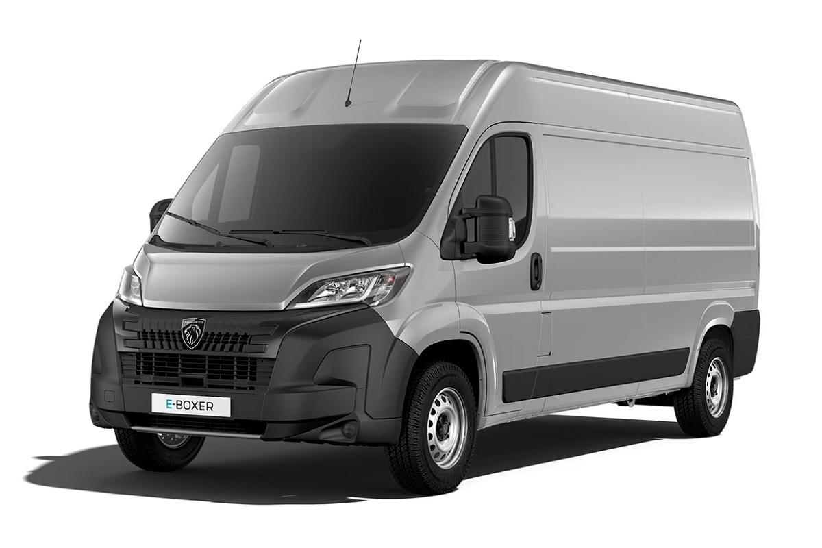 9293Peugeot e-Boxer a Bologna