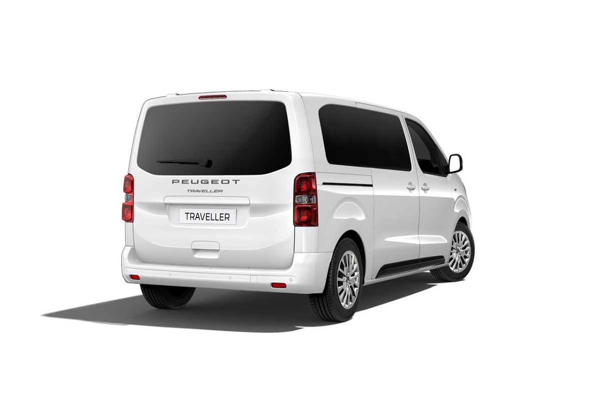 Peugeot Traveller a Bologna - 1